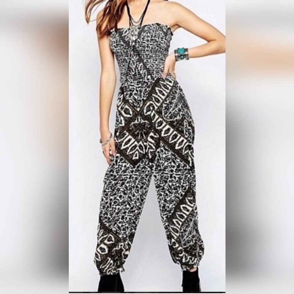 Black and White Patterned Jumpsuit From Free PEOPLE SIZE M